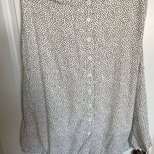 Old Navy White and Black Polka Dot Button-Front A-Line Skirt
